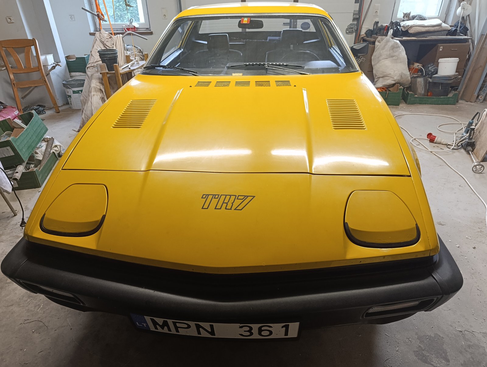Leland trijų tr7